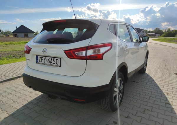 Nissan Qashqai cena 55900 przebieg: 80987, rok produkcji 2016 z Pyrzyce małe 29